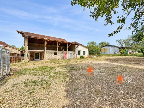 Maison 106 m2 avec dépendances