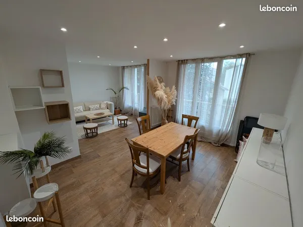 T3-T4 meublé 65 m² - double séjour + 2 chambres - 10 min à pied de la gare - Châteauvert