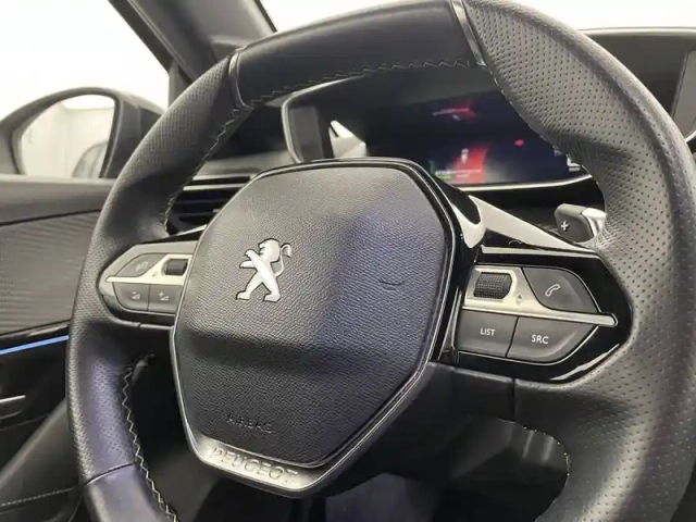 Peugeot 208 puretech 100 s&amp;s eat8 — photo 93