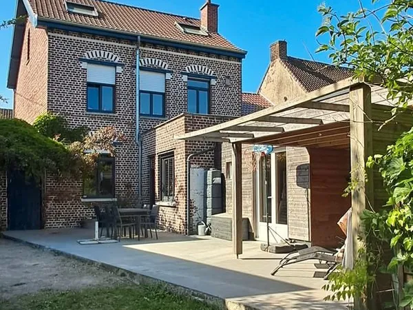 Maison en centre village 4 chambres 170m²