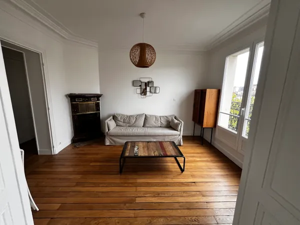 Paris 16e - Proche Seine - 2 ou 3 chambres- meublé rénové de 72,6 m² - Configuration personnalisable