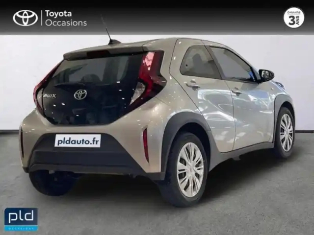 Toyota Aygo X 1.0 vvt-i 72ch dynamic — photo 7