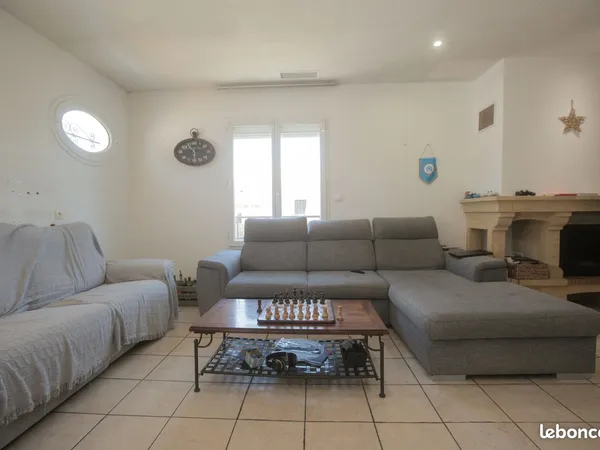 Villa 5 pièces 150 m²