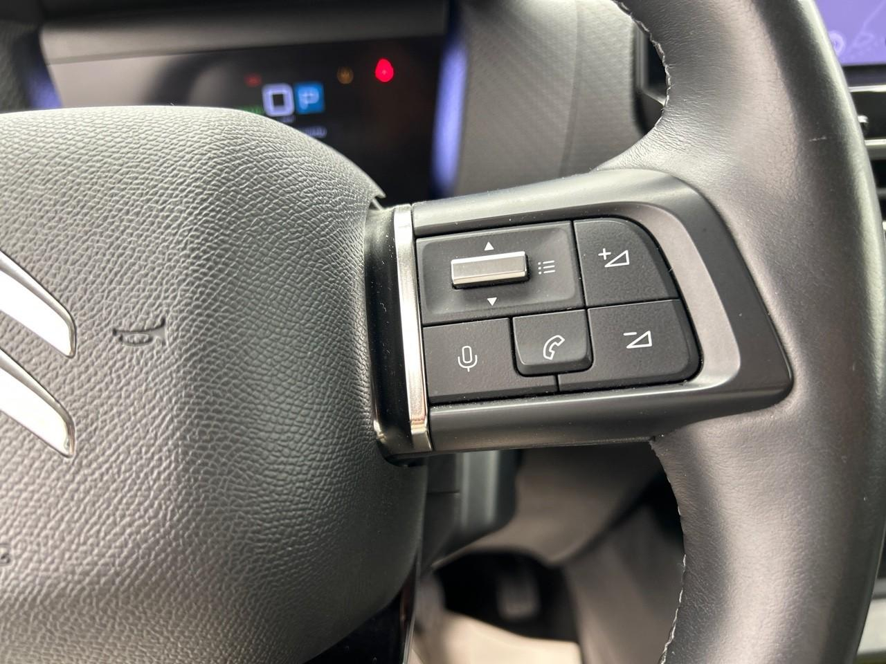 Citroën C4 X e-c4 x 136 ch automatique shine — photo 23