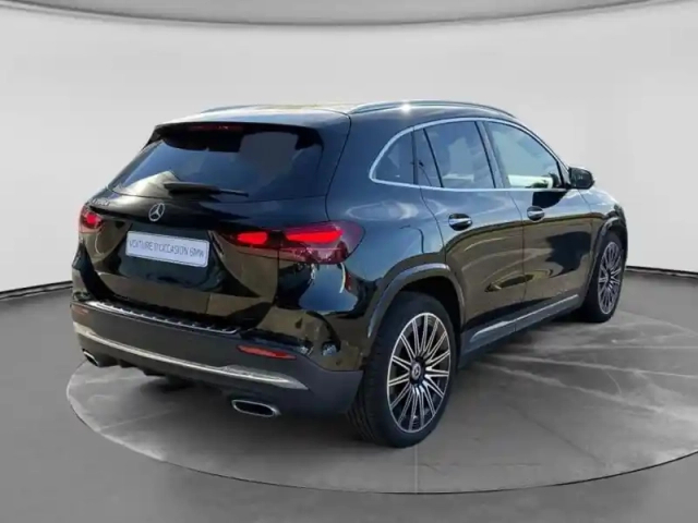 Mercedes Gla 200 d 150ch amg line 8g-dct — photo 5