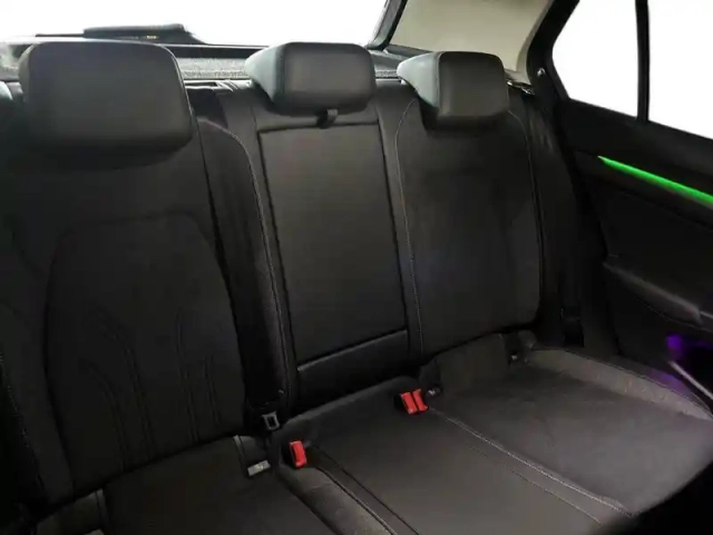 Volkswagen Golf 1.5 ehybrid 204 dsg6 — photo 4