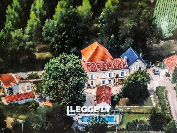 Maison 18 pièces 520 m²
