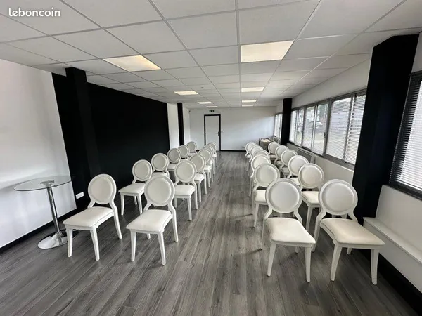 Bureaux à louer 120m2 idéal association