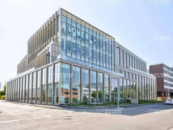 Bureaux 239 m²
