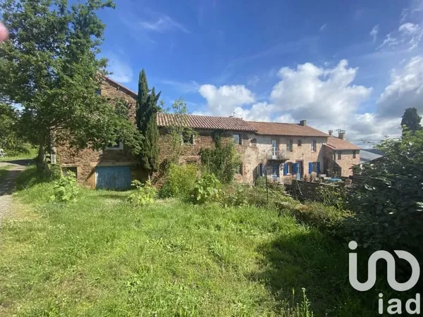 Maison 15 pièces 300 m²