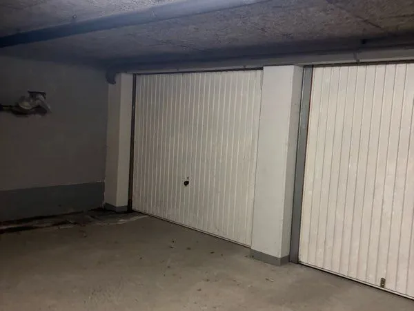 À louer - garage fermé en sous-sol sécurisé