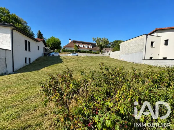 Terrain 405 m²