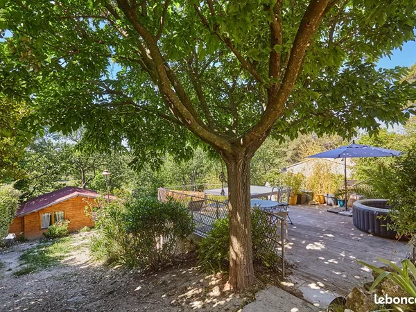 Maison 3 pièces 106 m²