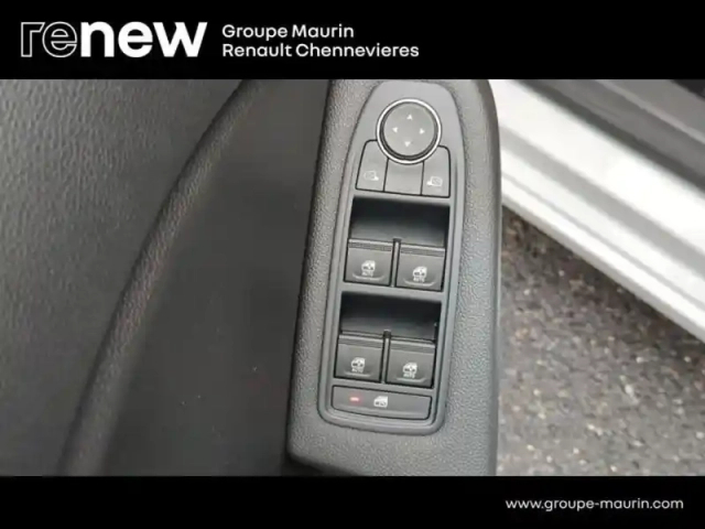 Renault Clio 1.0 tce 100ch evolution gpl — photo 14