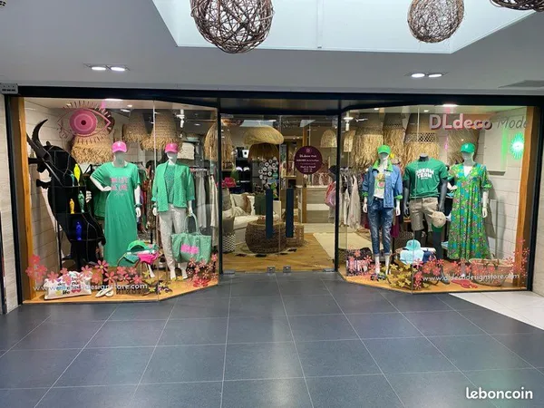 À louer - Local commercial de 70m2 dans galerie commerciale à Auray
