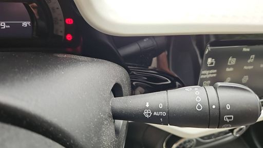 Renault Twingo E-Tech 81 22 kWh - Equilibre – 2022 – 33959 km – Électrique – Boîte Automatique — photo 13
