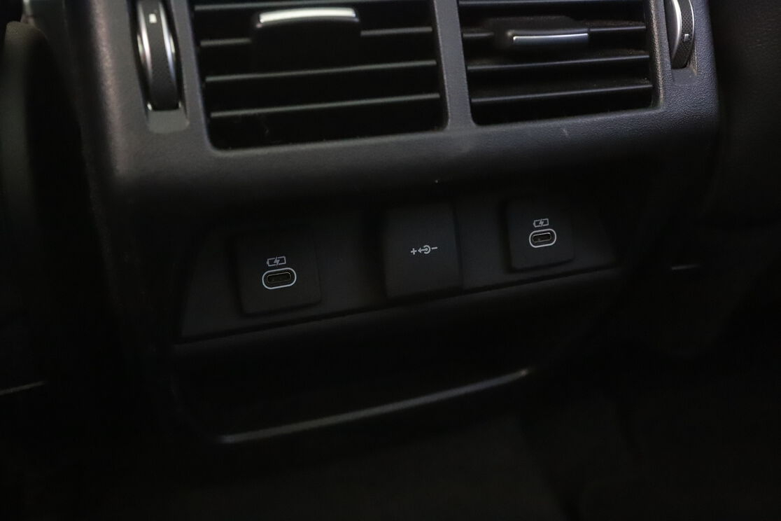 Land Rover Discovery Sport P200 Flex MHEV AWD R-Dynamic SE Auto — photo 15