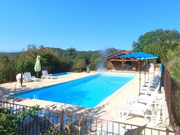 Hôtellerie et restauration Vente Périgueux   499000€