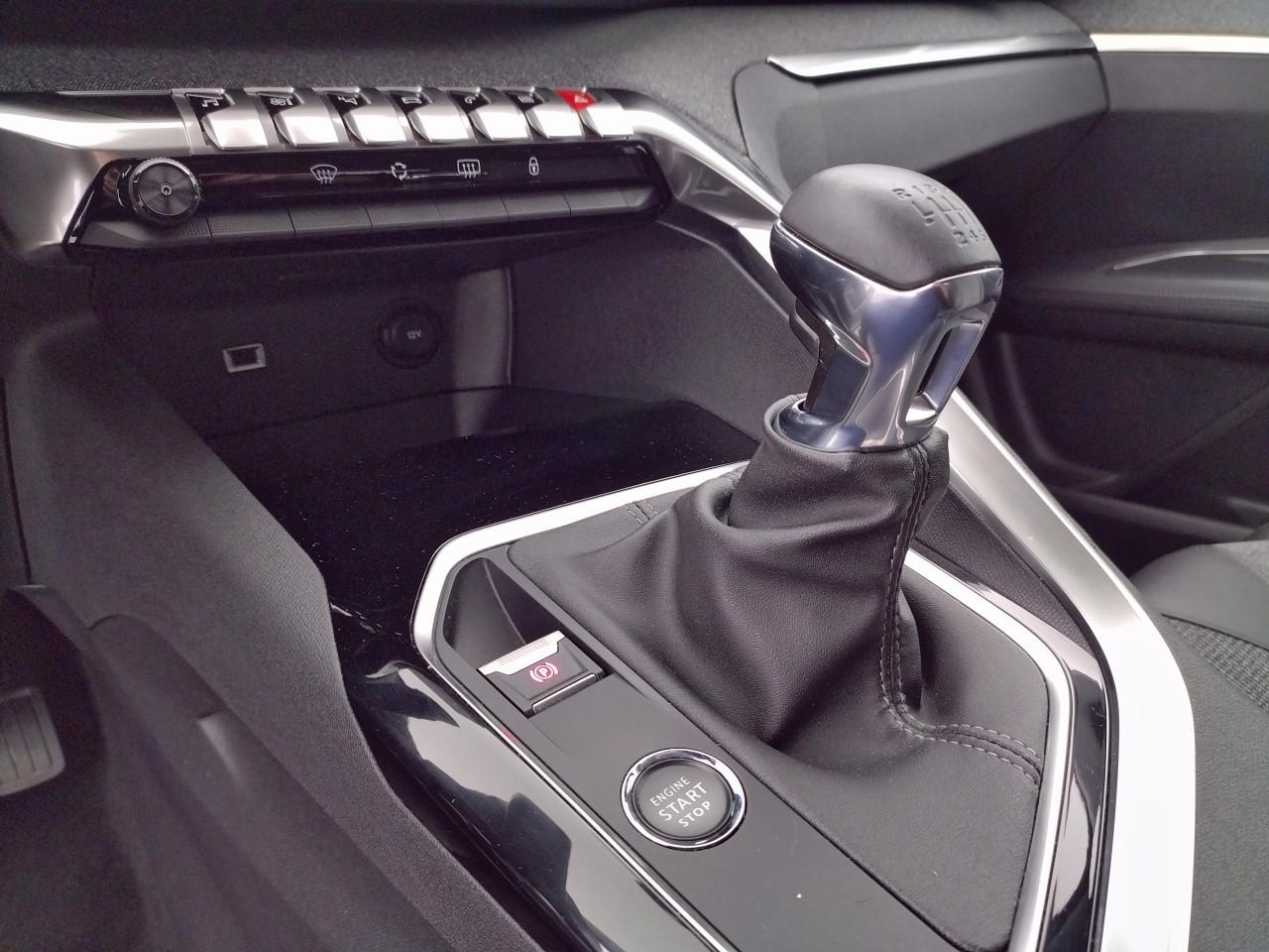 Peugeot 3008 puretech 130ch s&s bvm6 allure — photo 21