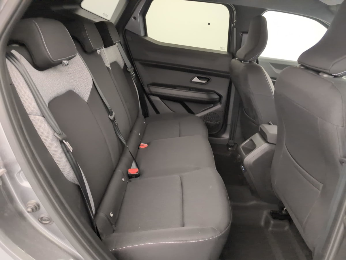 Dacia Duster — photo 10