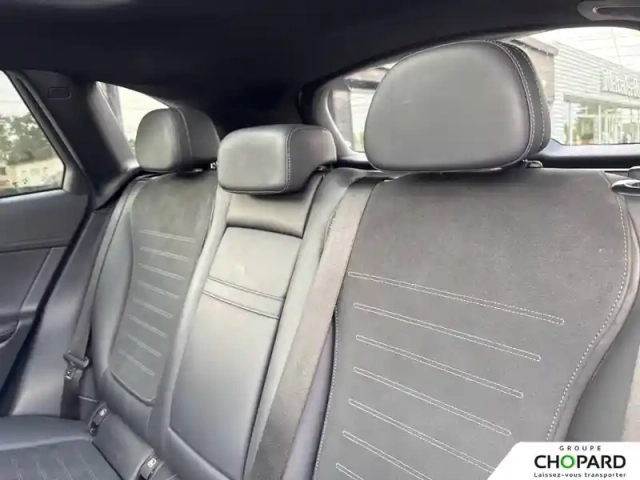 Mercedes Glc 300 de 9g-tronic 4matic — photo 19