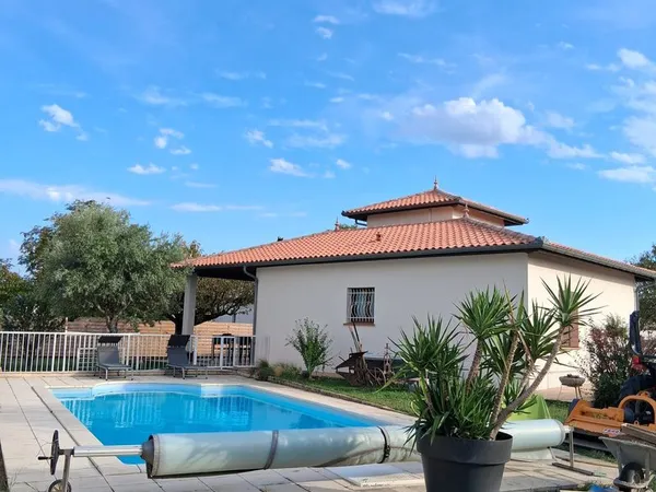 À VENDRE par PARTICULIER - BELLE MAISON FAMILIALE AVEC PISCINE À CUGNAUX