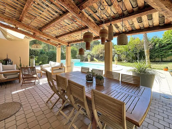 Maison 6 pièces 151 m²