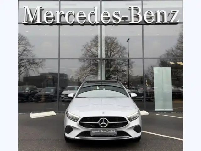 Mercedes Classe A a 200 compacte — photo 8