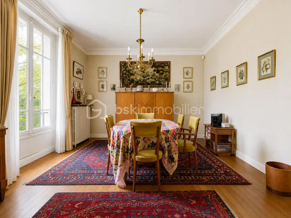 Maison 11 pièces 192 m²