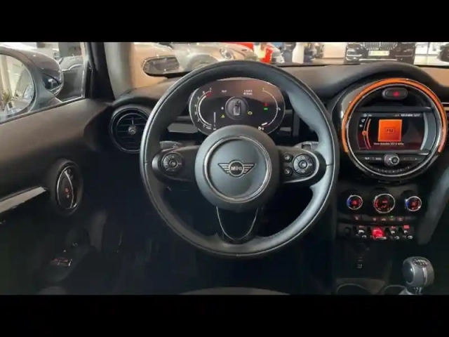 Mini Mini one 102ch edition greenwich 114g — photo 10