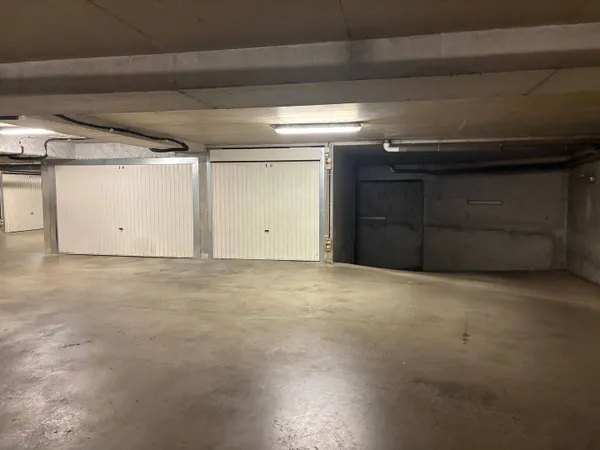 Parking 14 m²