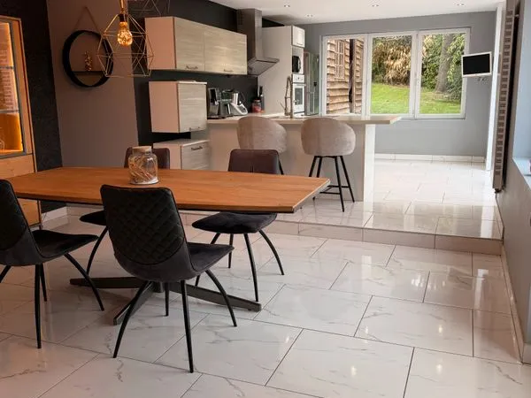 Charmante maison rénovée de 132 m² avec jardin de 1 400 m²