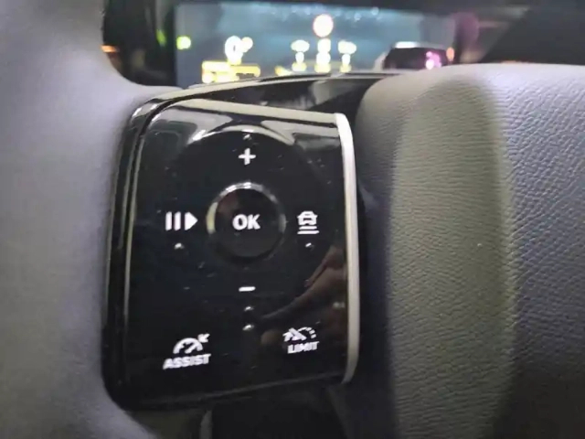 Citroën C5 Aircross hybride 145 ch e-dcs6 — photo 28
