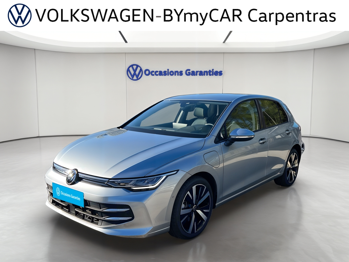 Volkswagen Golf 1.5 eHybrid 204 DSG6 — photo 1