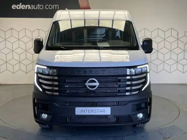 Nissan Interstar fourgon 3t5 l2h2 2.0 dci 130 — photo 8