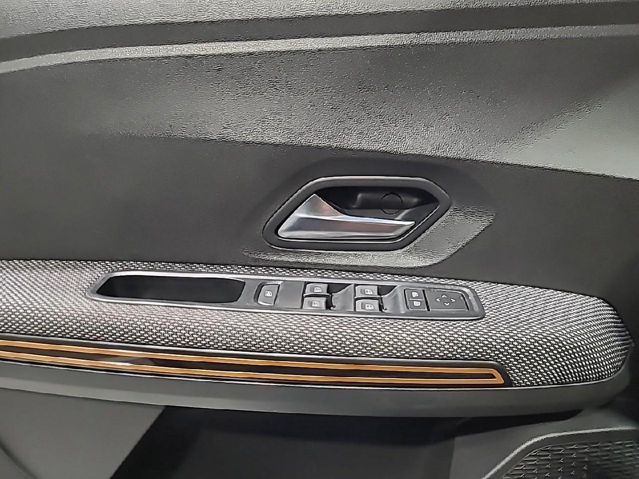 Dacia Sandero tce 90 - 22 stepway confort — photo 25