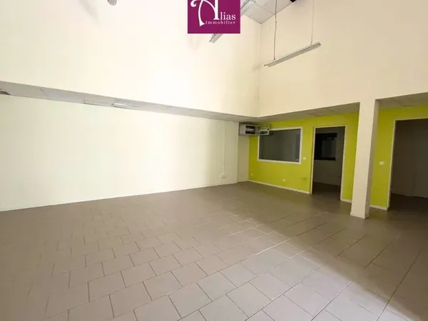 À louer - 135m2 - RDC - Grand-camp - Les Abymes