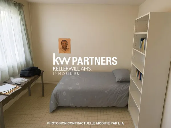 Ville-d'Avray – Chambre de service en rez-de-jardin
