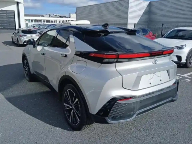 Toyota C-Hr 2.0 hybride rechargeable 225ch collection my26 — photo 3