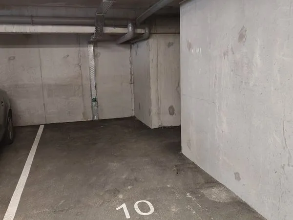 Place de parking souterrain quartier Manio Lorient