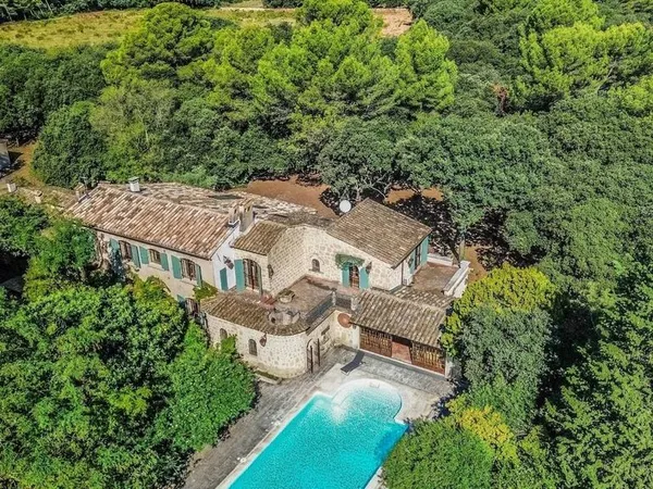 Maison de luxe 15 pièces 473 m²