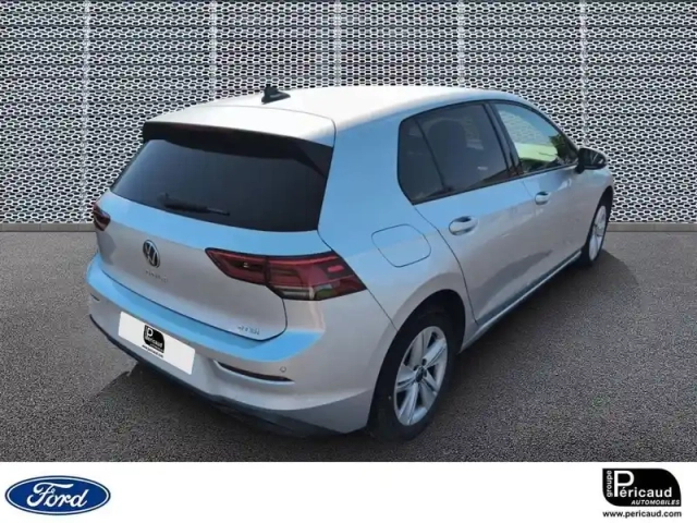 Volkswagen Golf 1.5 etsi opf 150 dsg7 — photo 3