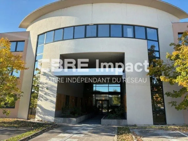 Bureaux 221 m²