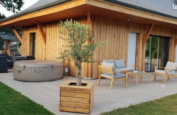 Maison familiale atypique rénovée - 120 m² habitables - Terrain de 1 066 m²