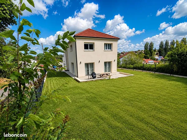 Maison 6 pièces 140 m²