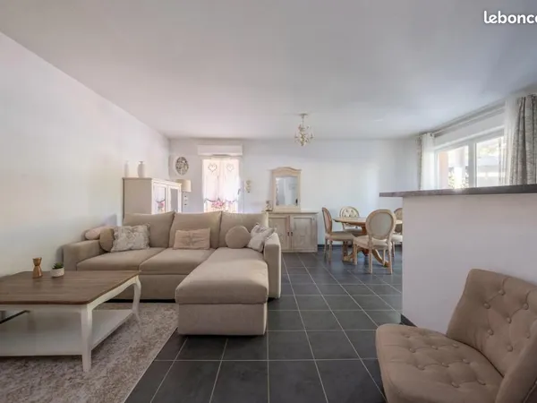 Parking 61 m²