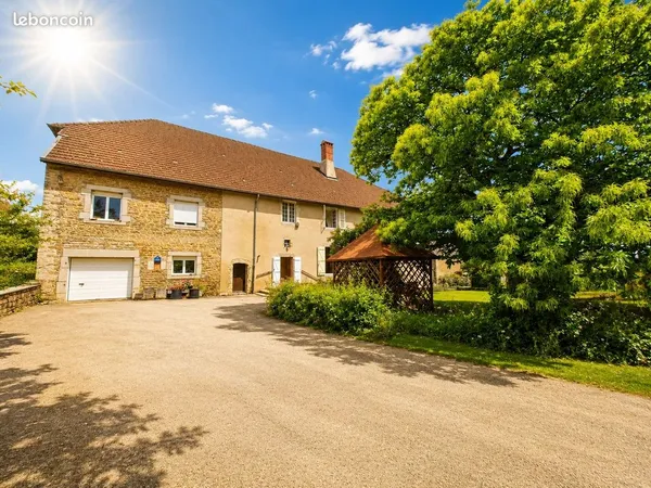 Chalet 7 pièces 180 m²