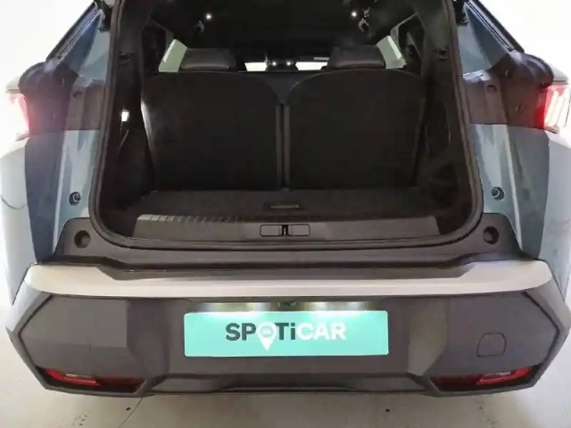 Peugeot 5008 hybrid 136 e-dcs6 — photo 32