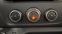 Renault Master F3500 L2H2 2.3 Blue dCi 135ch Confort Euro6 — photo 14