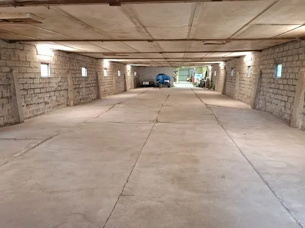 Local d’activité et entrepôt Location Armbouts-Cappel 1p 400m² 1000€